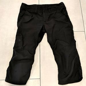 Women's North Face Black Hiking Capris Size 6